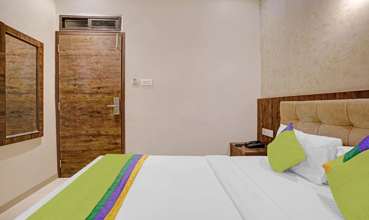 Hotel Bkc Mannat Βομβάη Εξωτερικό φωτογραφία