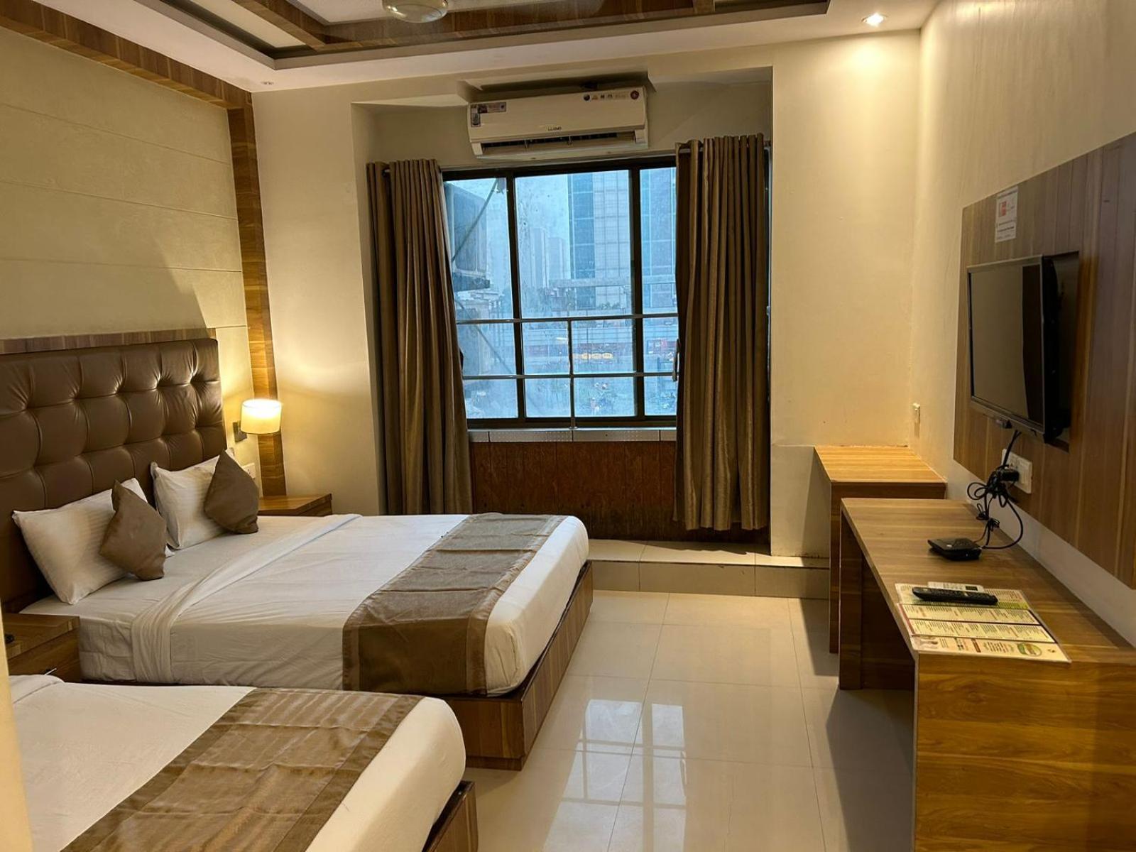 Hotel Bkc Mannat Βομβάη Εξωτερικό φωτογραφία