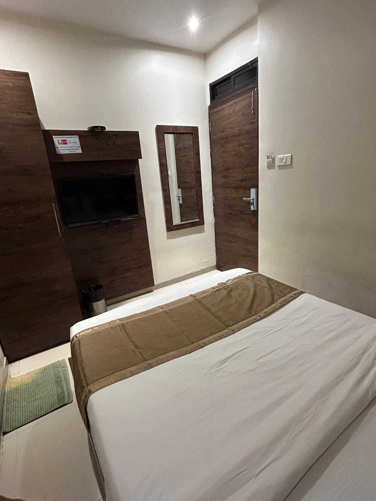 Hotel Bkc Mannat Βομβάη Εξωτερικό φωτογραφία