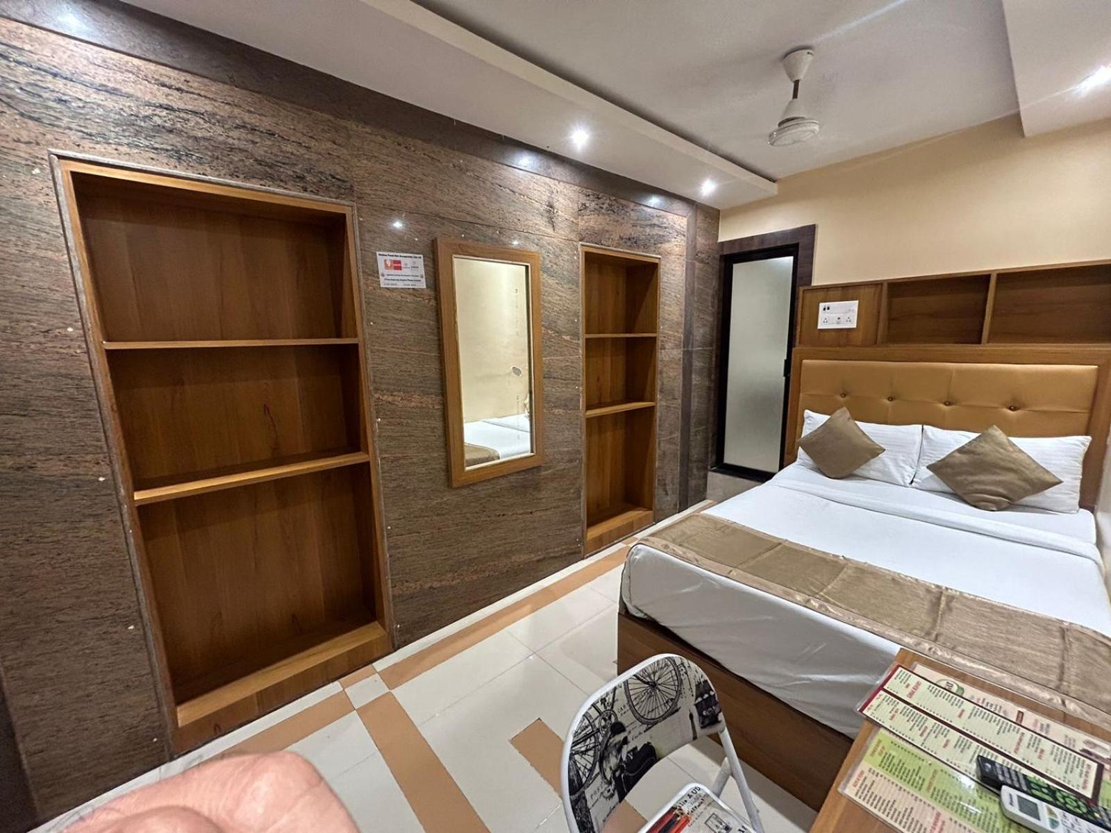 Hotel Bkc Mannat Βομβάη Εξωτερικό φωτογραφία