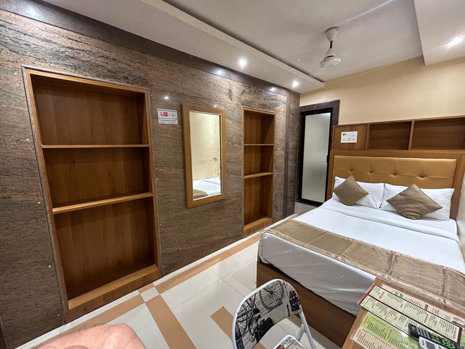 Hotel Bkc Mannat Βομβάη Εξωτερικό φωτογραφία