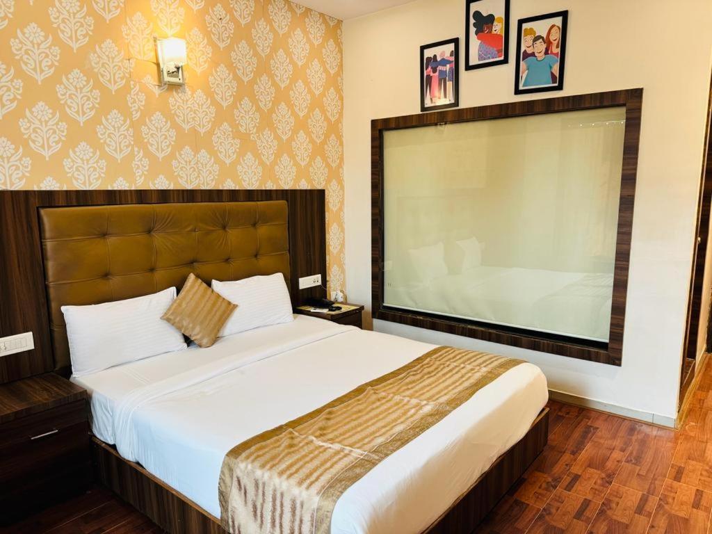 Hotel Bkc Mannat Βομβάη Εξωτερικό φωτογραφία